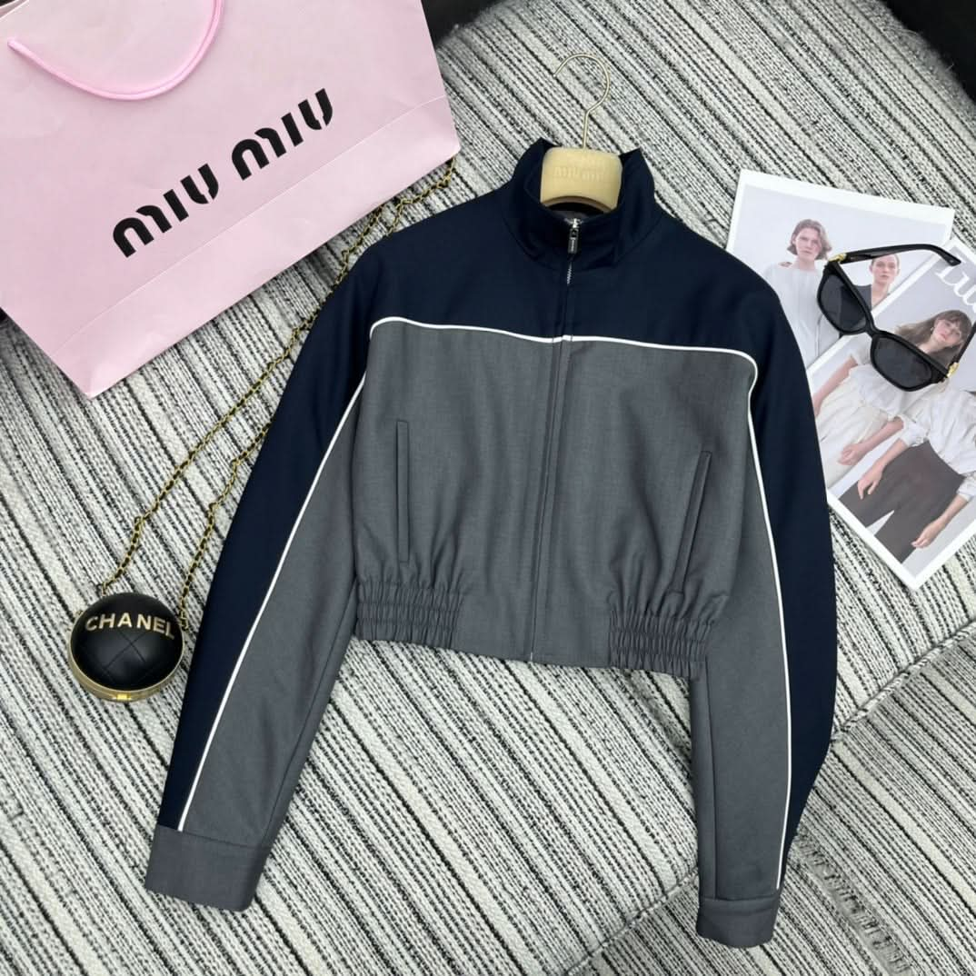 MIU25 Early Spring Contrast Jacket + Pleated Skirt Set