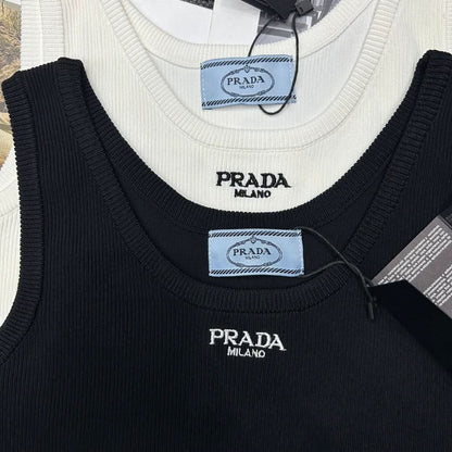 Par*da lettering embroidered vest