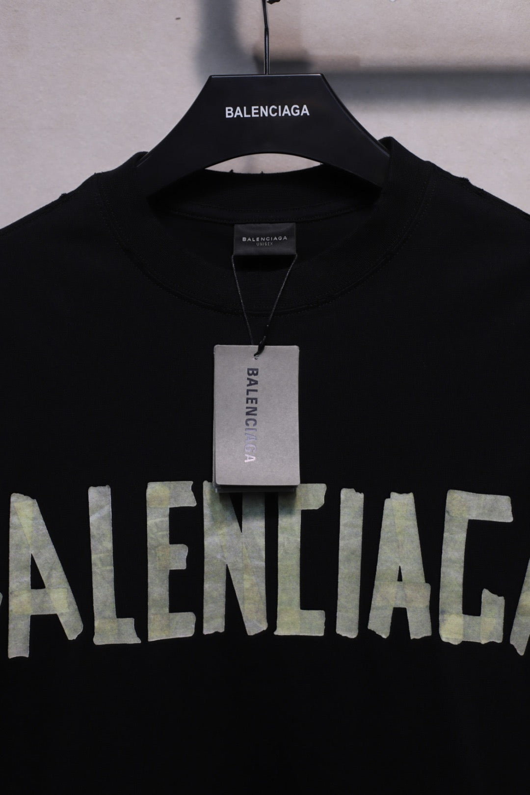 BALENCIA T-Shirt Core | Classic Fit, Timeless Style