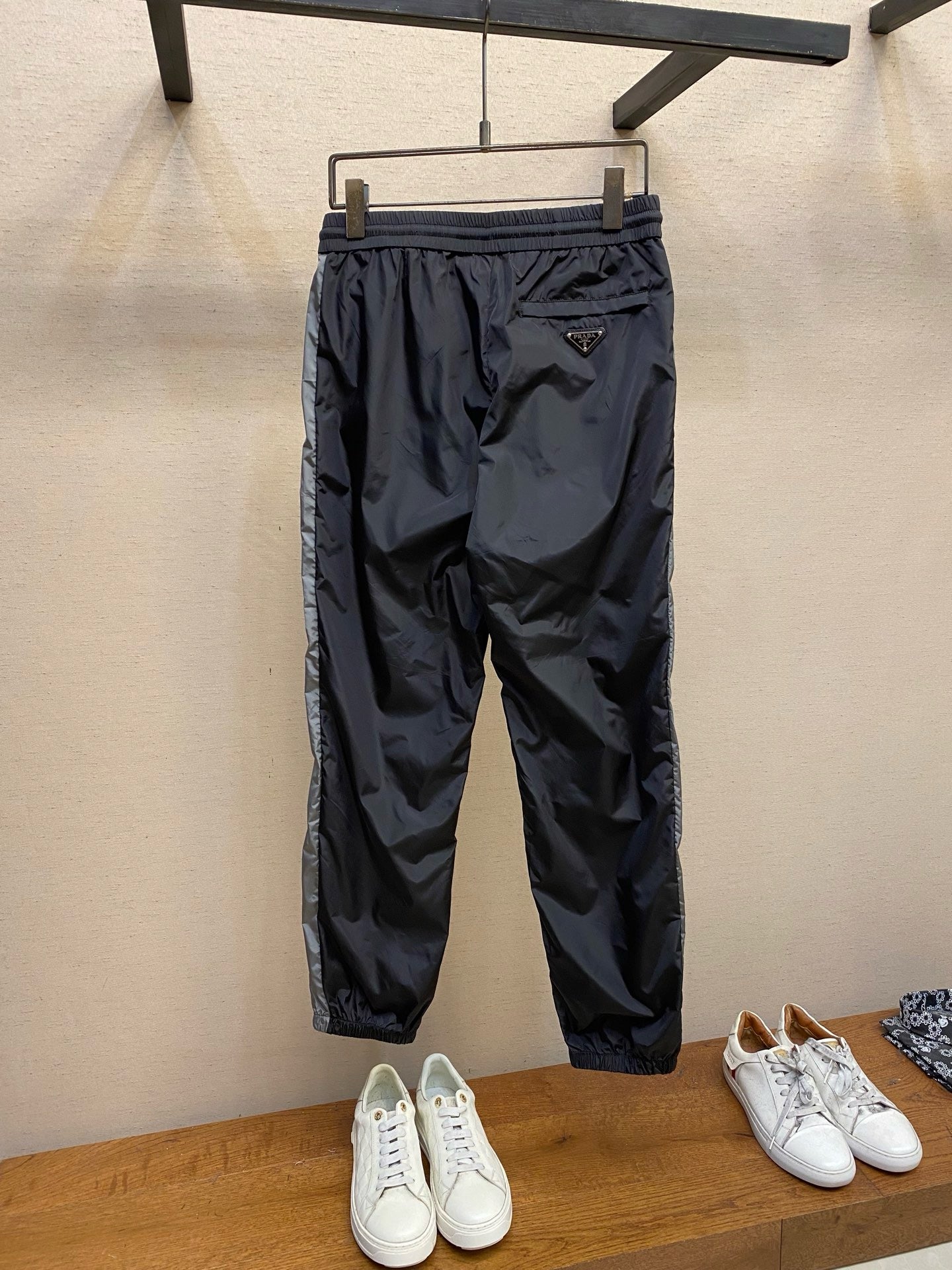 Pants Elite | Luxurious Touch, Modern Fit