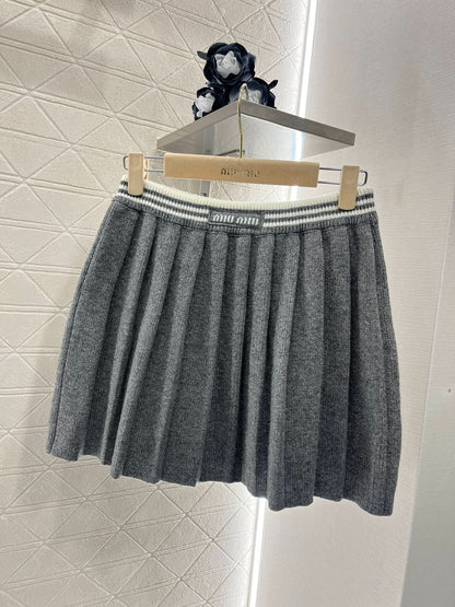 YY-Knit Pleated Skirt