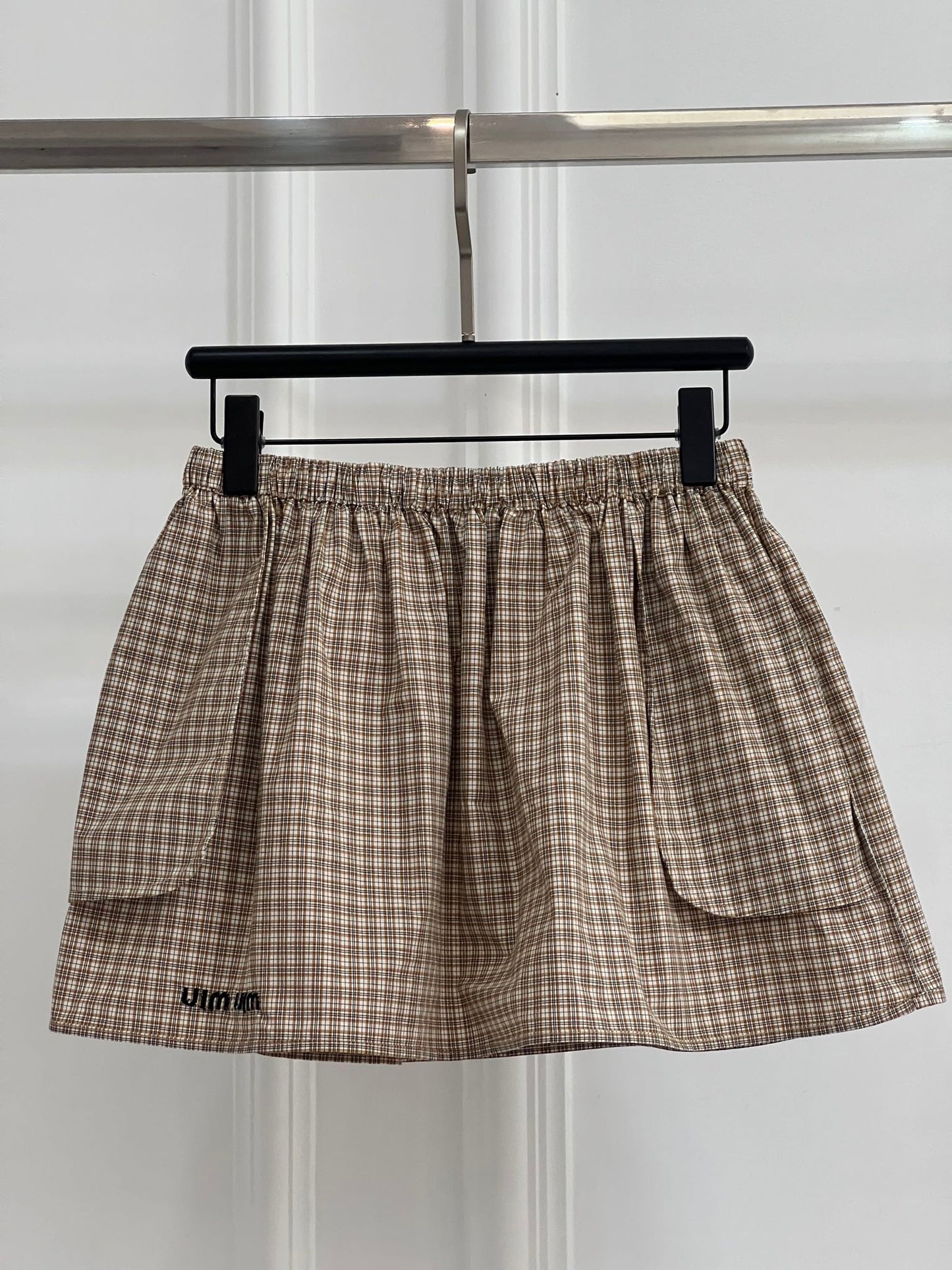 MM 25SS Elegant Plaid Mini Skirt – Timeless Appeal