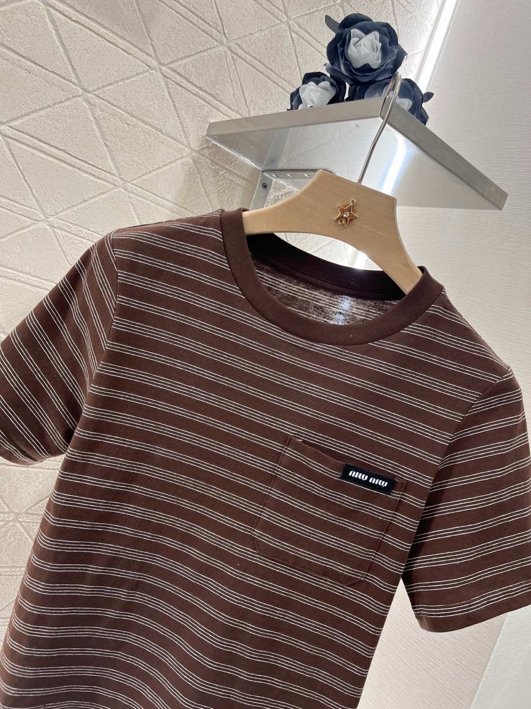 YY-Round Neck Striped T-shirt