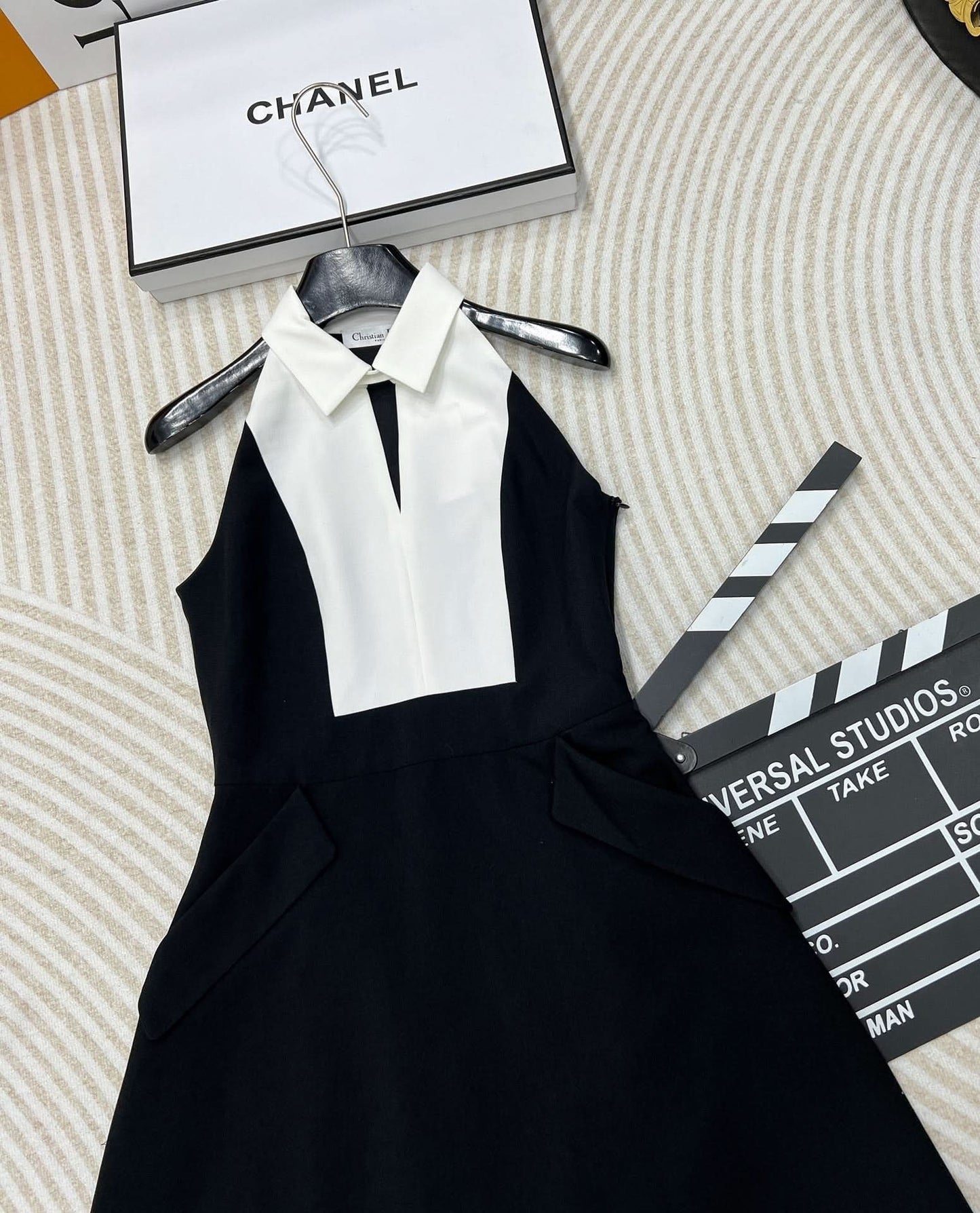 YY-Sleeveless Black and White Color-Block Tank Dress