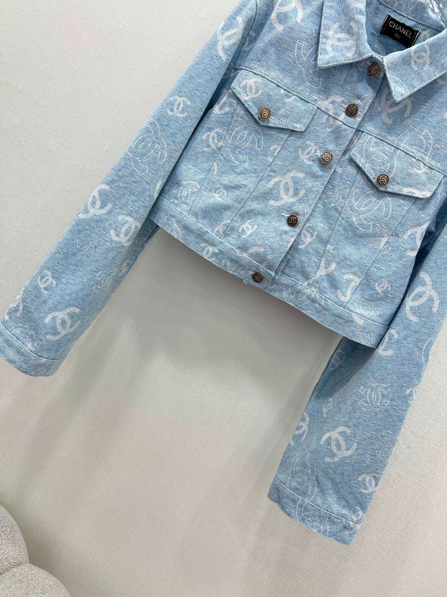 YY-Jacquard denim jacket