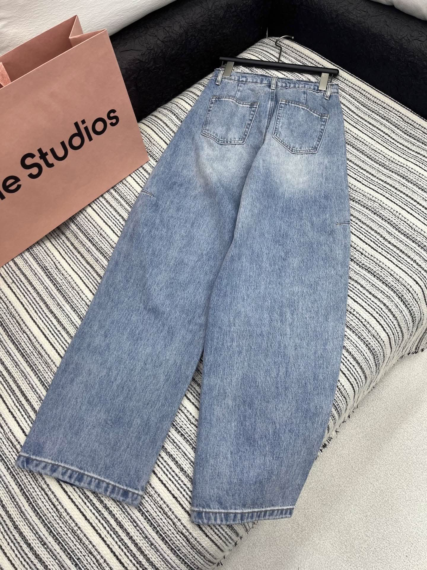 YY-Sickle Jeans