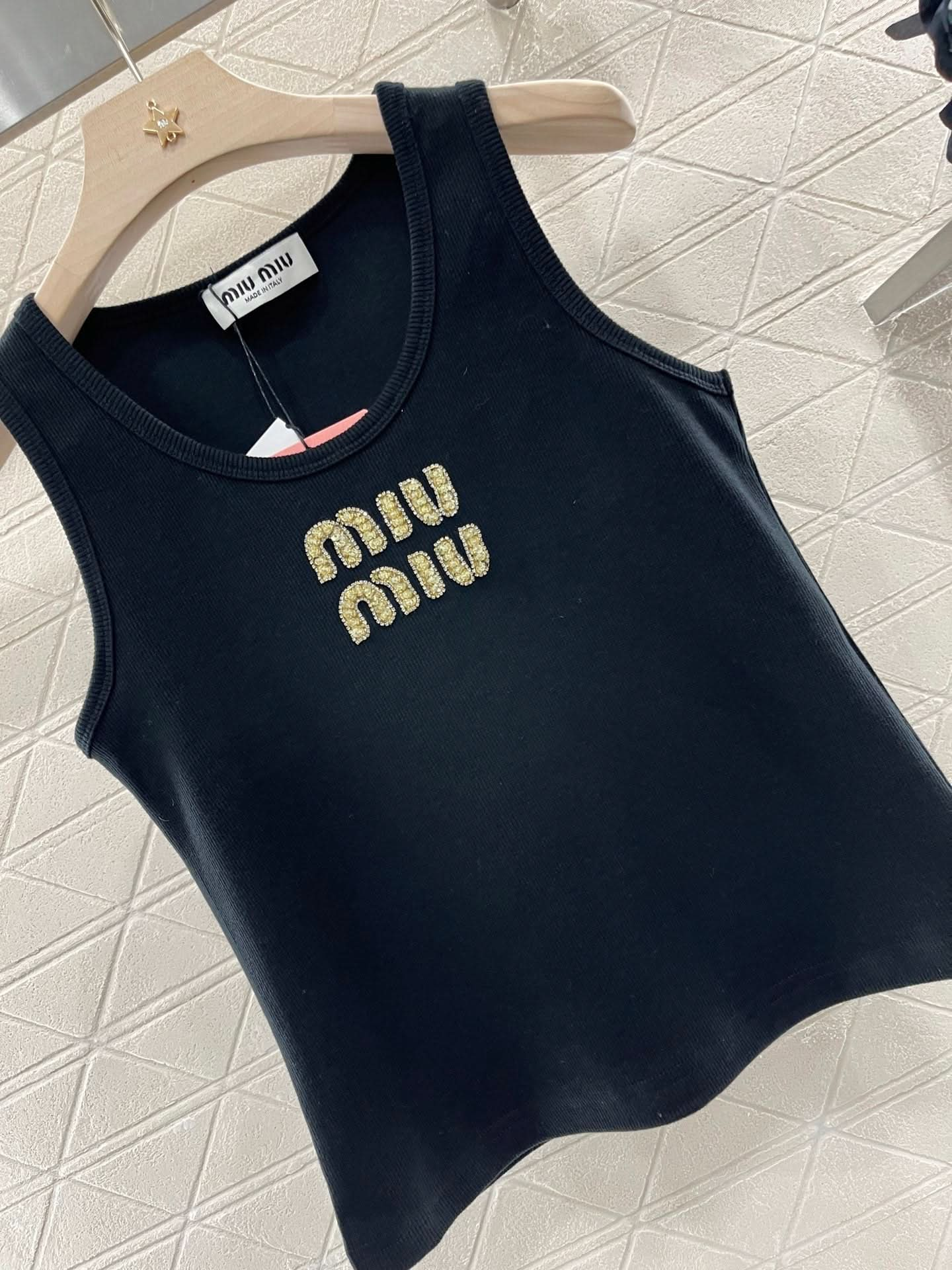 YY-Embroidered Letter Tank Top