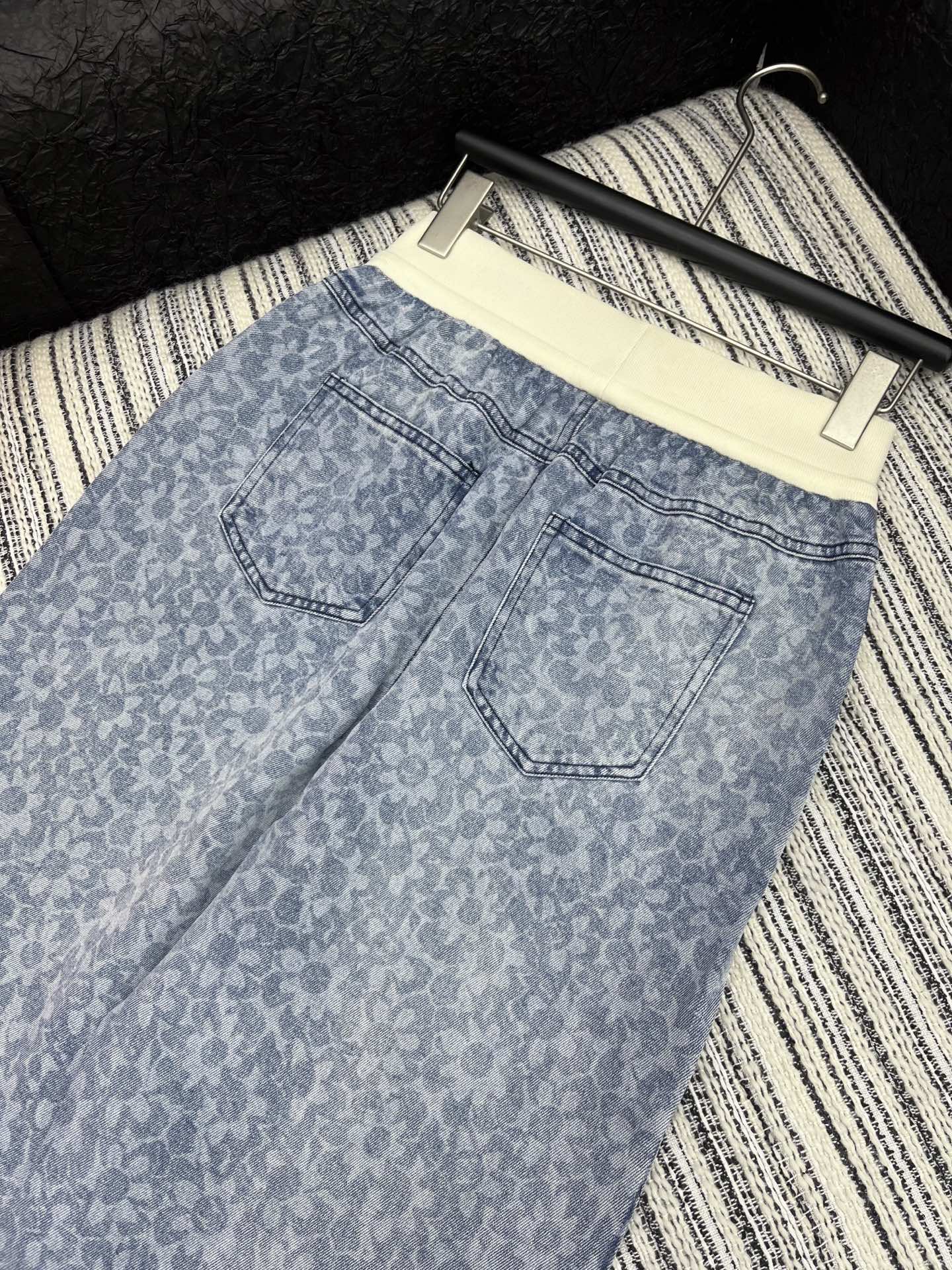 YY-Color Block Jeans