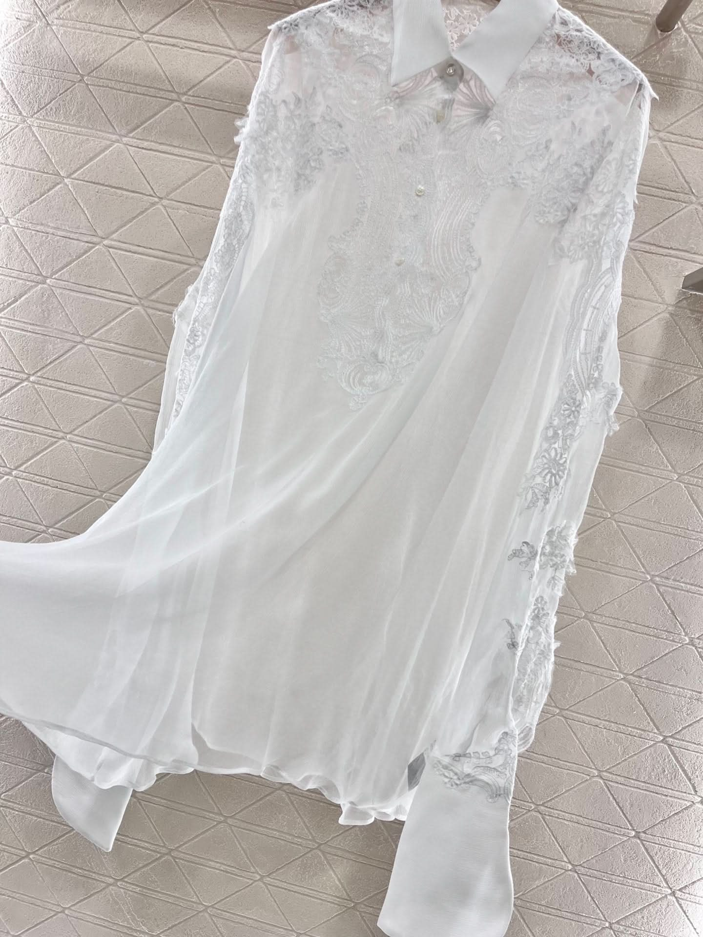 YY-Embroidered Lace Pointed Collar Silk Long Shirt