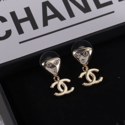 New triangle diamond gold earrings